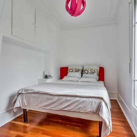 Beautiful Flat For 6 People In The 16th District Paris